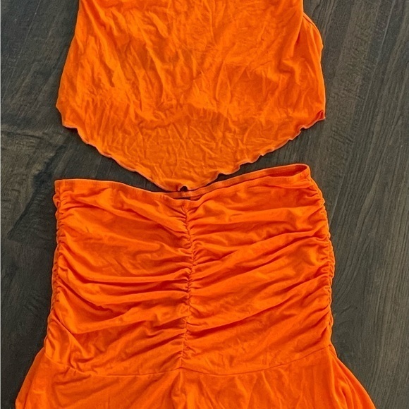 SHEIN BAE‎ Neon Orange Tie Back Bandana Halter Top & Ruched Skirt Set - Picture 5 of 7